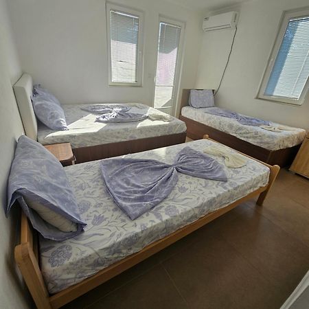 אוטייהא Apartmani Vila Ebra מראה חיצוני תמונה