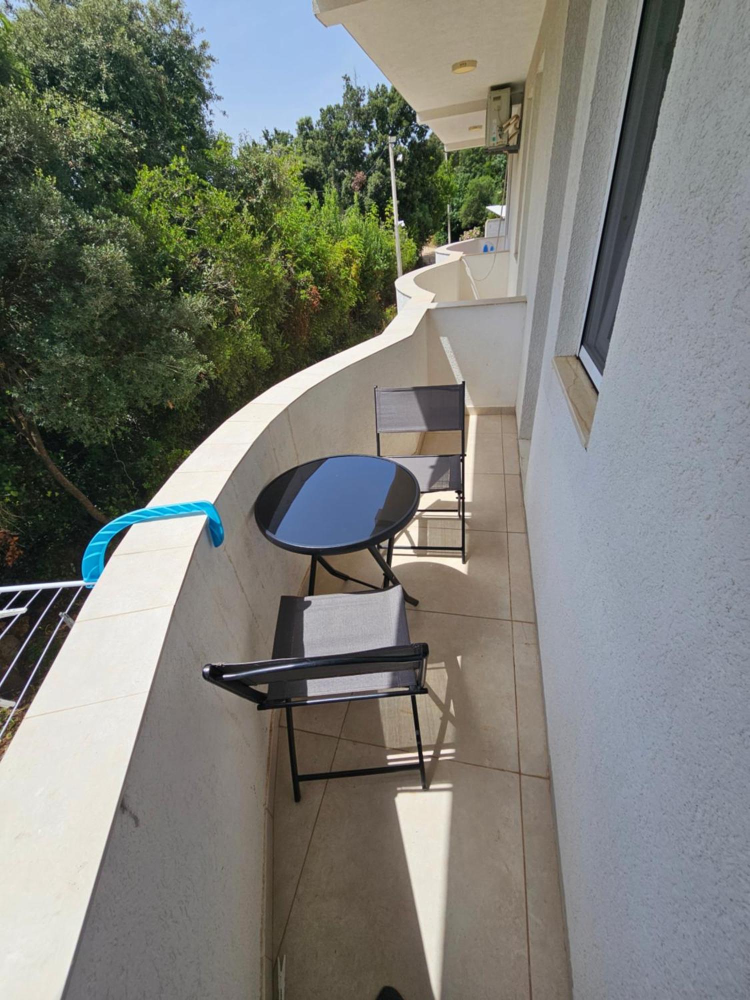 אוטייהא Apartmani Vila Ebra מראה חיצוני תמונה