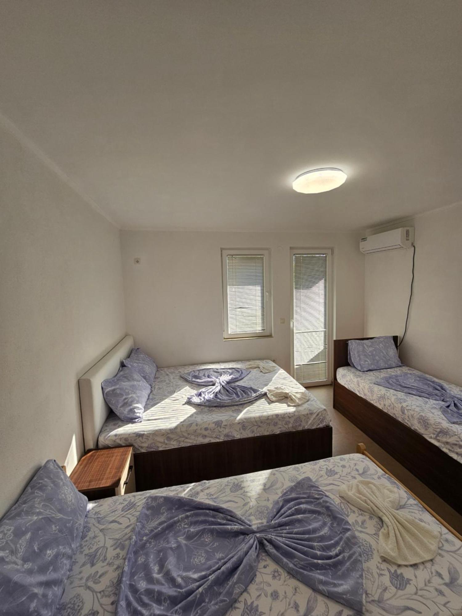 אוטייהא Apartmani Vila Ebra מראה חיצוני תמונה